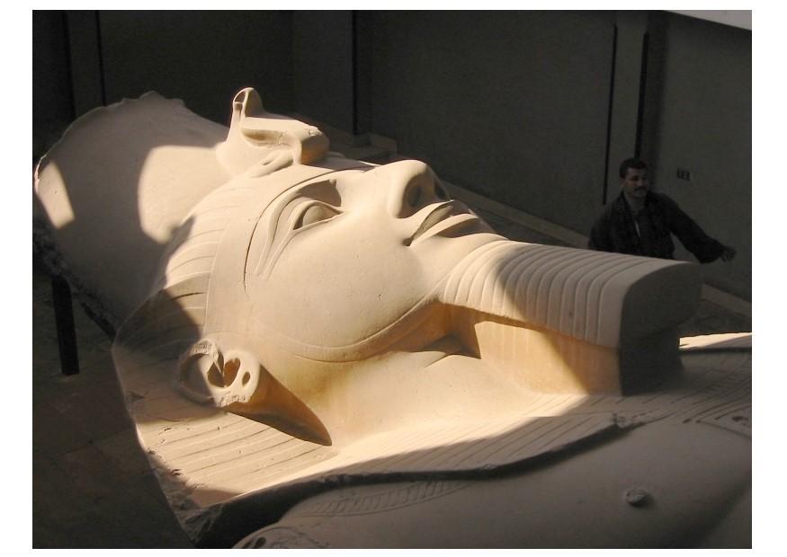 Foto estA¡tua de ramses i, menphis 