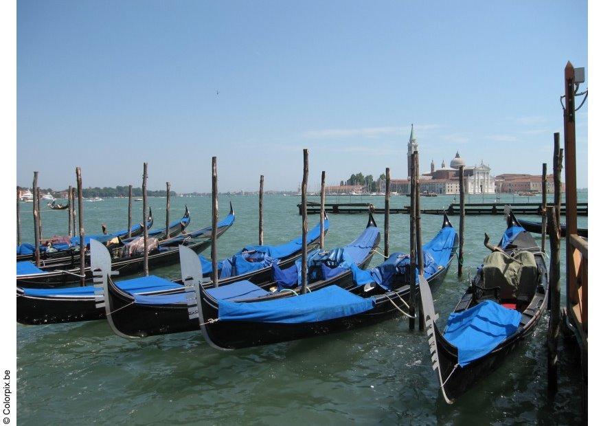 Foto gA´ndolas em veneza