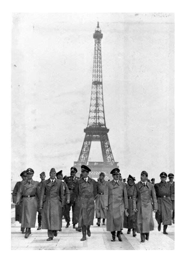 Foto hitler na torre eiffel 